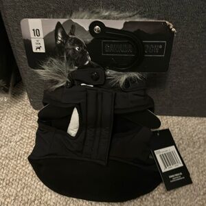 Canada Pooch Everest Explorer Premium Faux Down Insulated Dog Jacket NWT. Size10